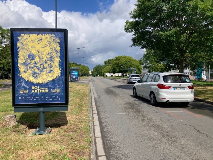 Panneau d'affichage 2m² Bruz - Campagne Roi Arthur